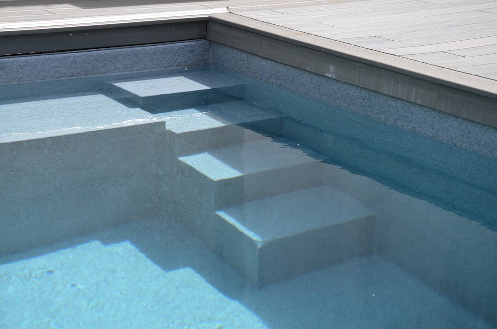 escalier que nous avons construit dans la piscine
