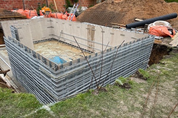 construction de la piscine