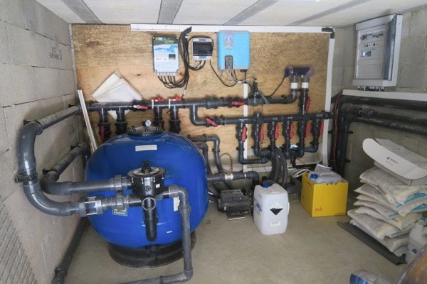 Un local technique de piscine performant et complet